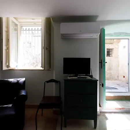 Da Ida - In Lak' Ech Apartment *