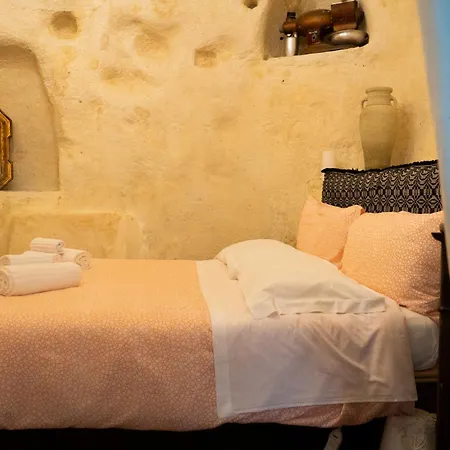 Apartment Da Ida - Cento Storico - Sassi