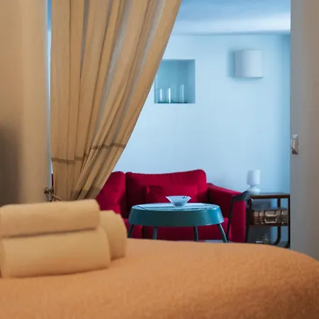 Apartment Da Ida - Cento Storico - Sassi
