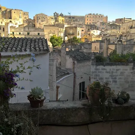 Apartment Da Ida - Cento Storico - Sassi *