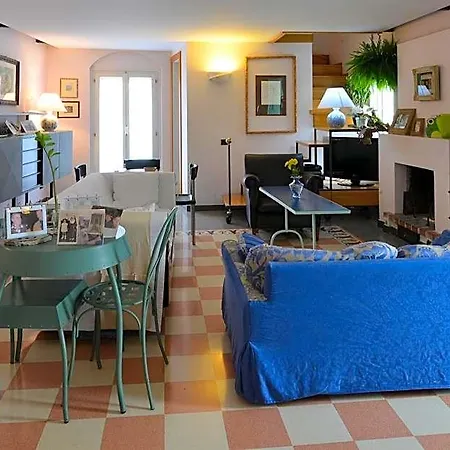 Apartment Da Ida - Cento Storico - Sassi