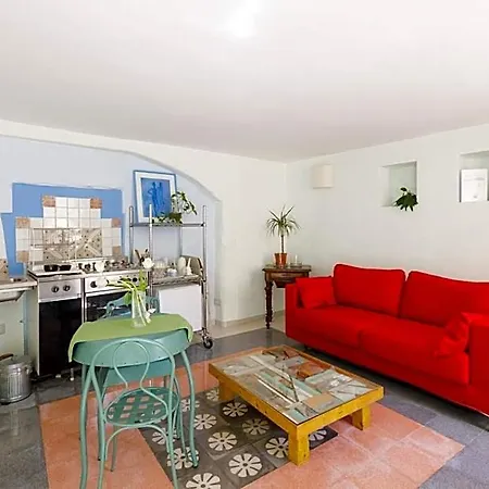 Apartment Da Ida - Cento Storico - Sassi *