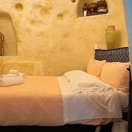 Da Ida - Cento Storico - Sassi Apartment *
