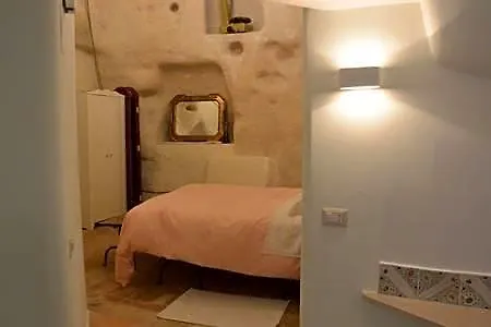 Apartment Da Ida - Cento Storico - Sassi